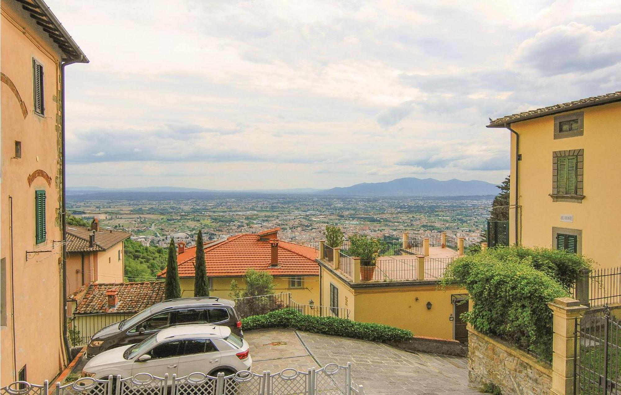 Lovely Home In Montecatini Alto With Kitchen Nievole Luaran gambar