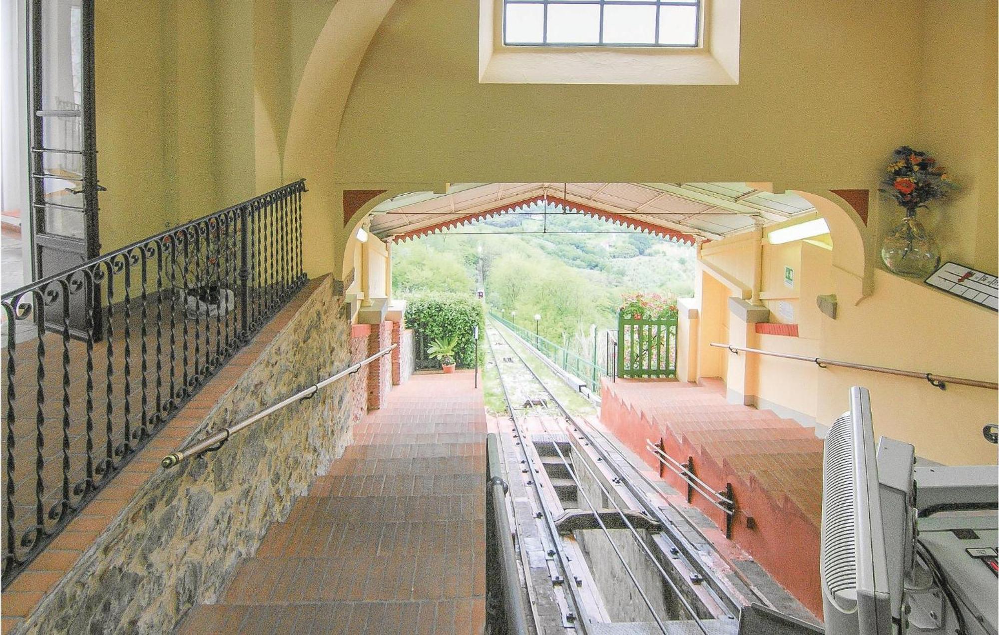 Lovely Home In Montecatini Alto With Kitchen Nievole Luaran gambar